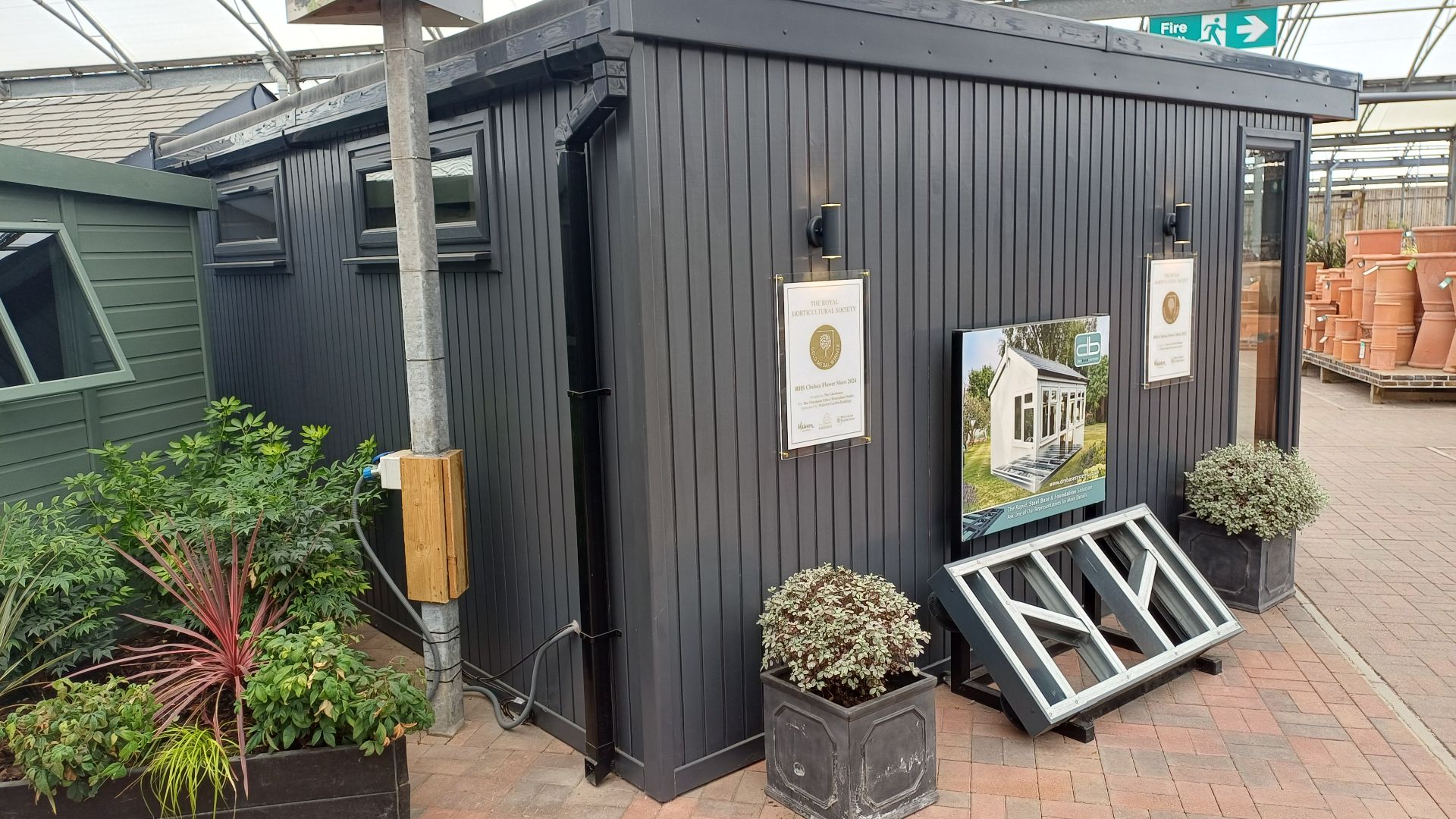 Hanley Flat  Ex-Display available at Hassocks (Sussex)