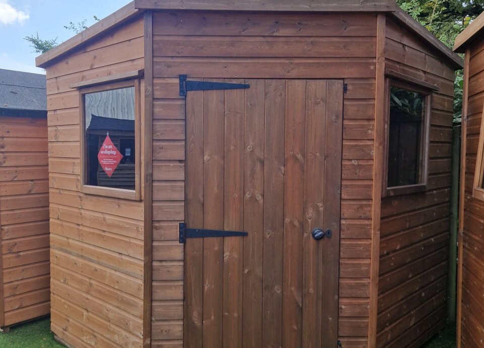 Bewdley Corner Ex-Display available at Horsham (Sussex)