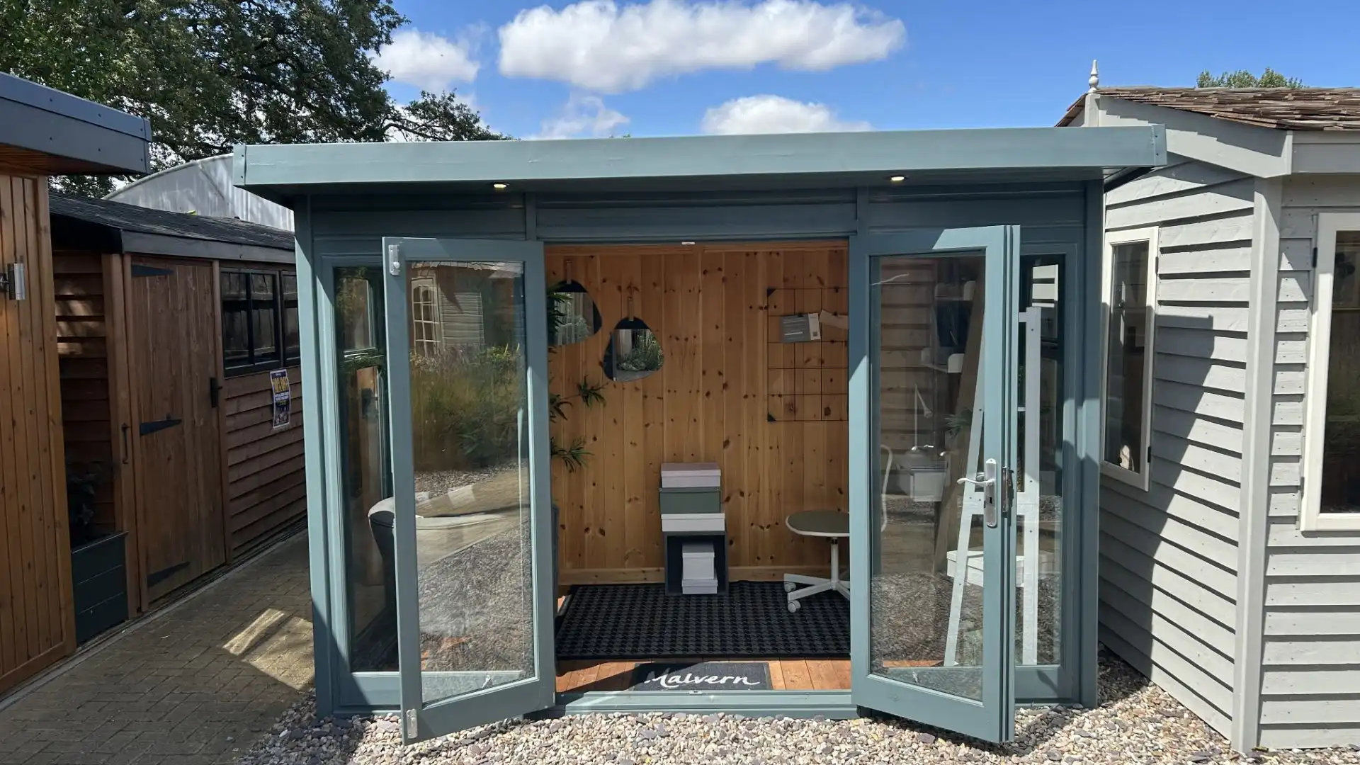 Studio Pent Ex-Display available at Cheltenham (Gloucestershire)