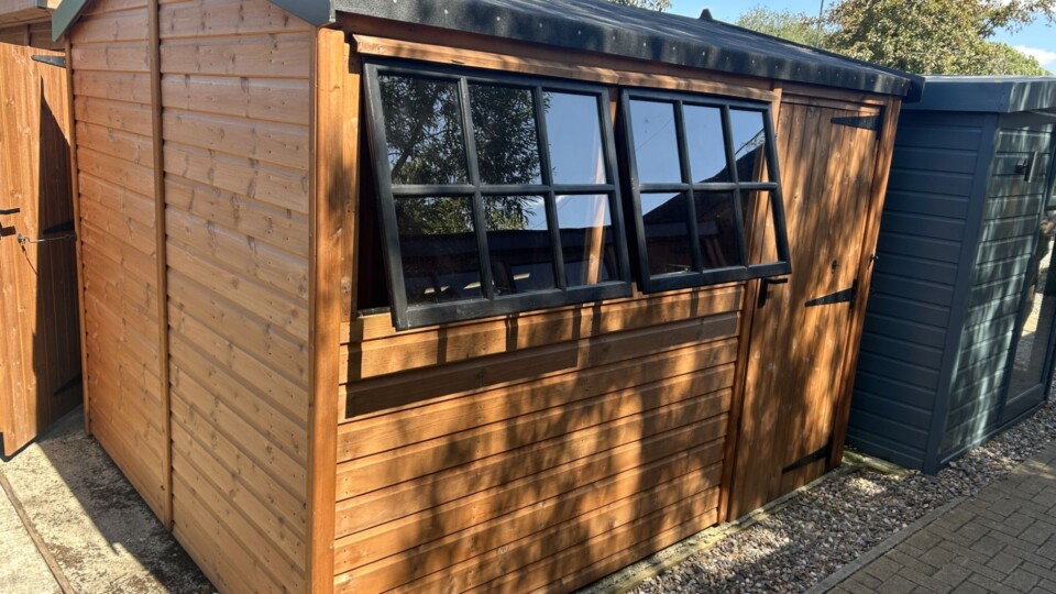 Malvern Heavy Duty Reverse Apex Ex-Display available at Cheltenham (Gloucestershire)