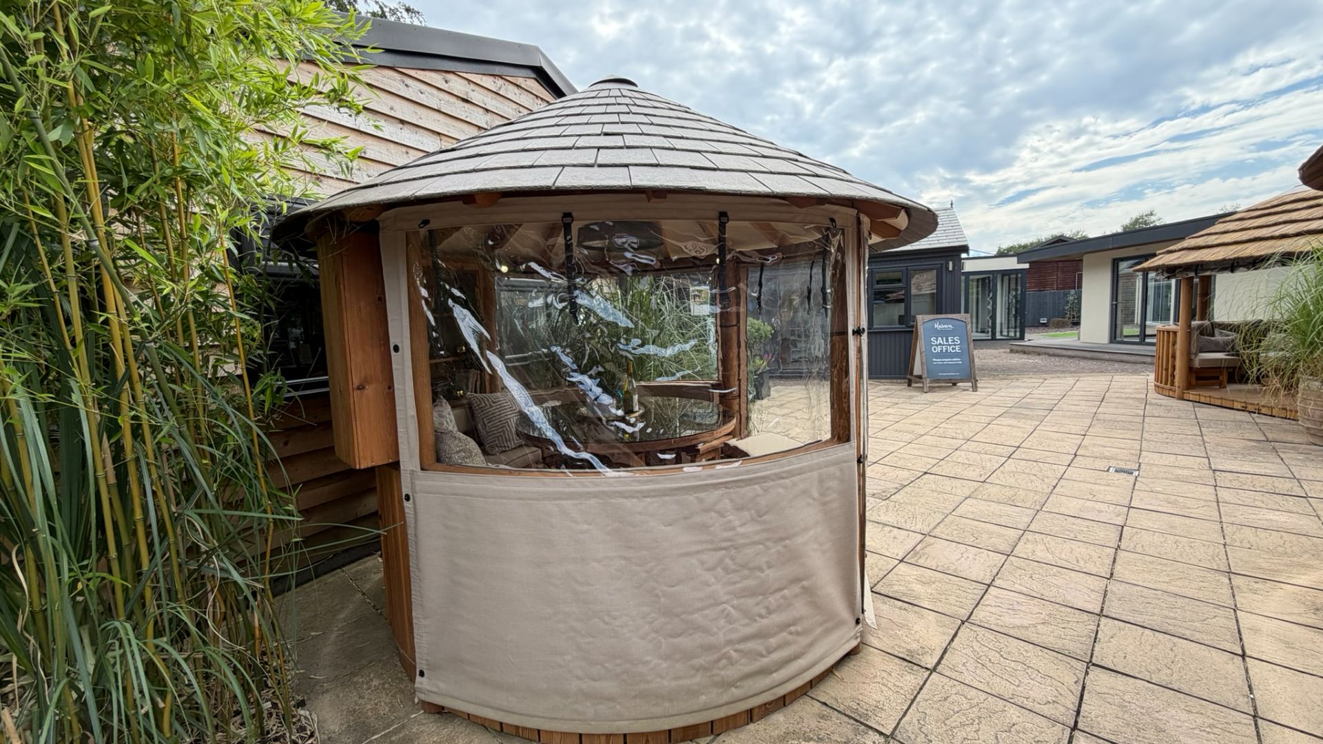 Savannah Ex-Display available at Chippenham (Wiltshire)