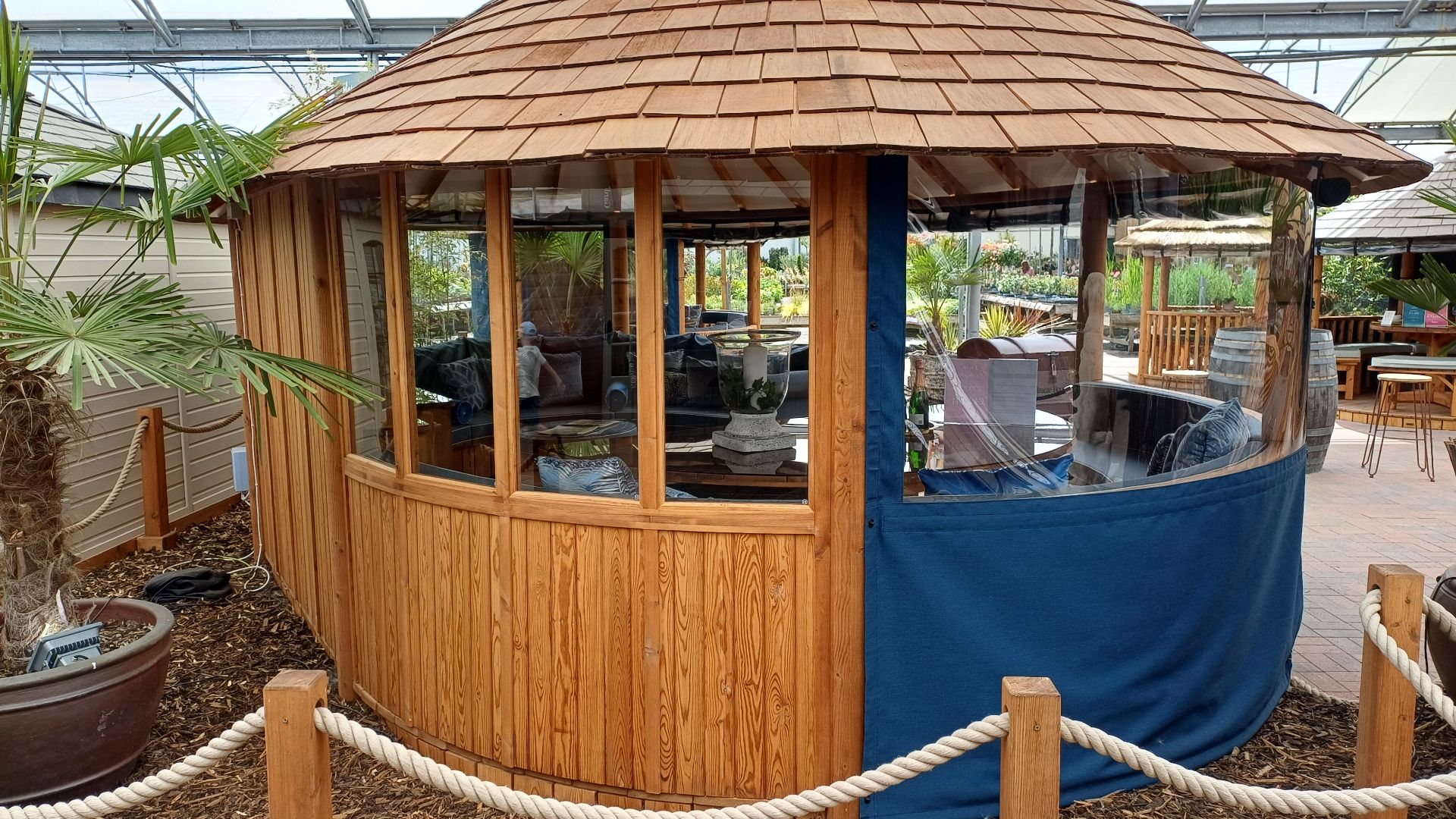 Oval Cape Ex-Display available at Hassocks (Sussex)