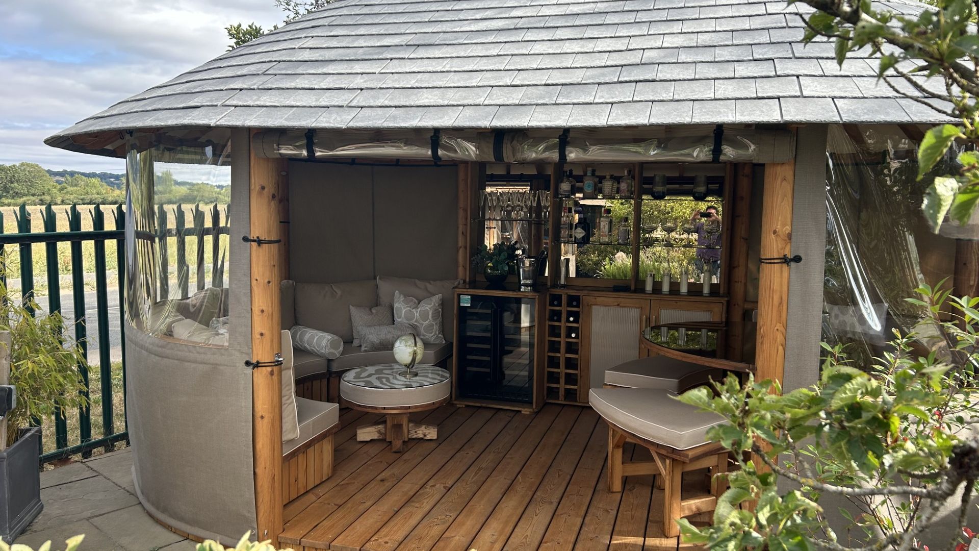 Oval Safari Breeze House Ex-Display available at Cheltenham (Gloucestershire)