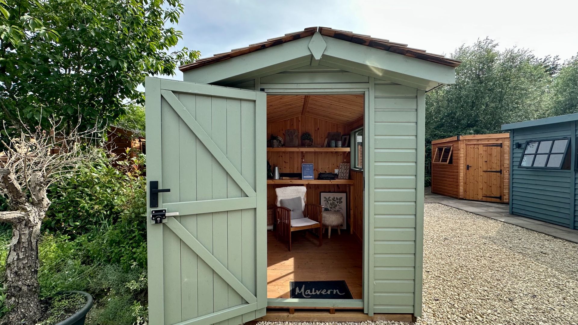 Heavy Duty Apex Shed Ex-Display available at Abingdon (Oxfordshire)