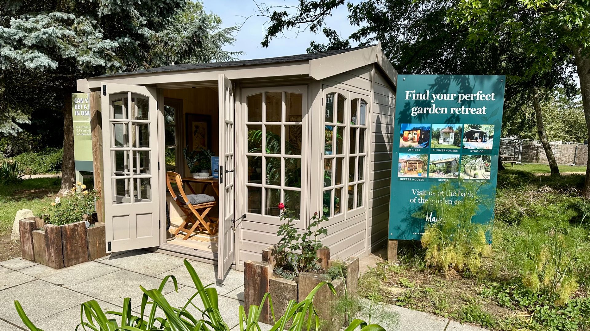 Astwood Ex-Display available at Abingdon (Oxfordshire)