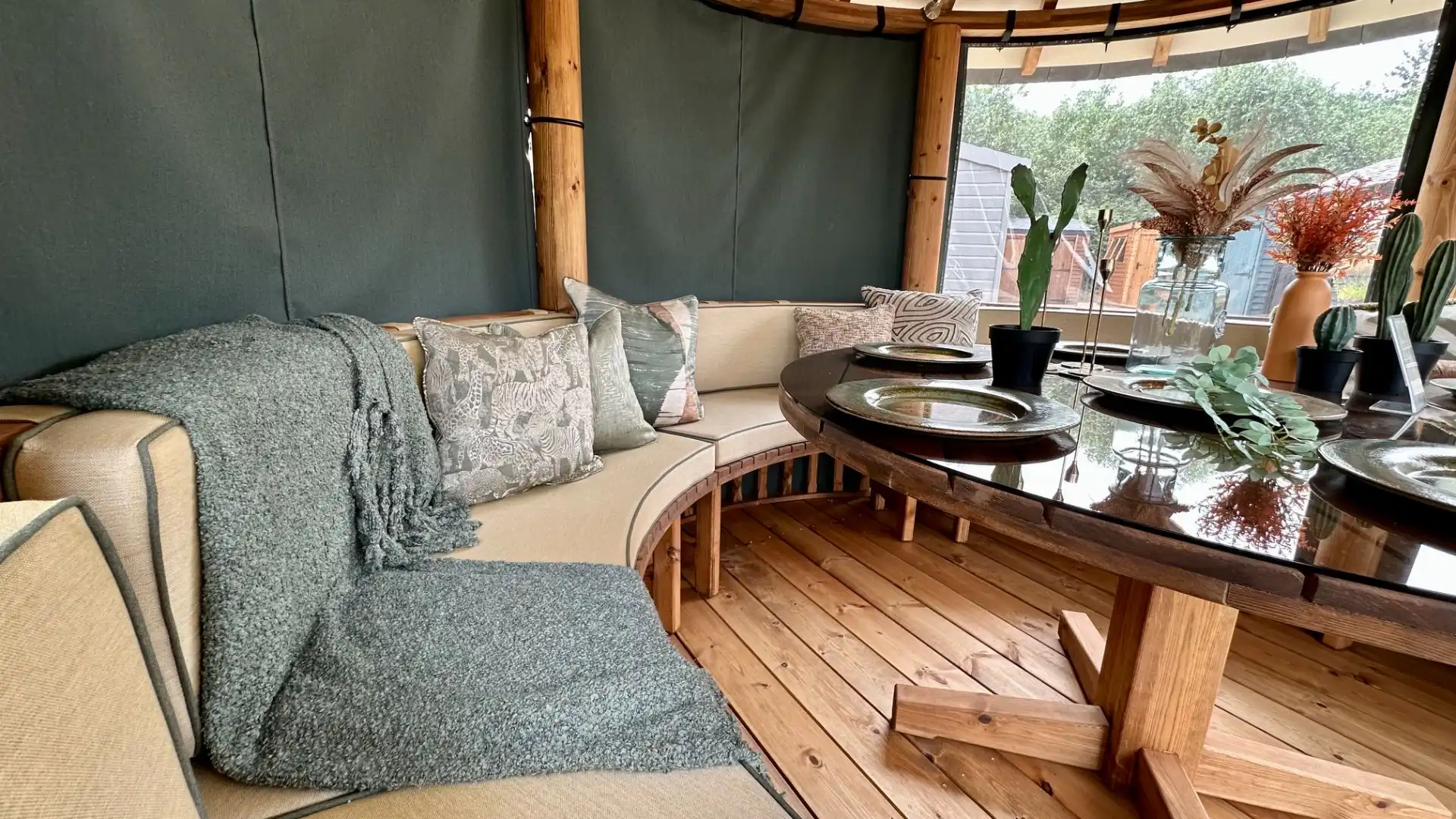 Safari Ex-Display available at Abingdon (Oxfordshire)