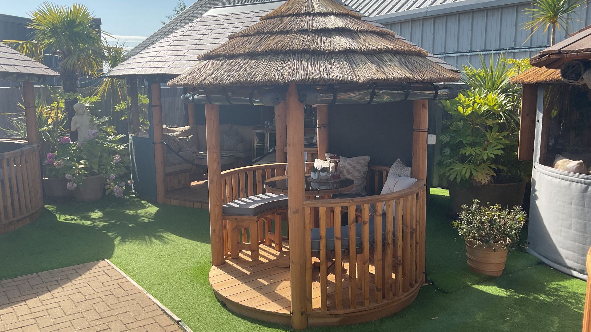 Oasis Ex-Display available at Nottingham (Nottinghamshire)