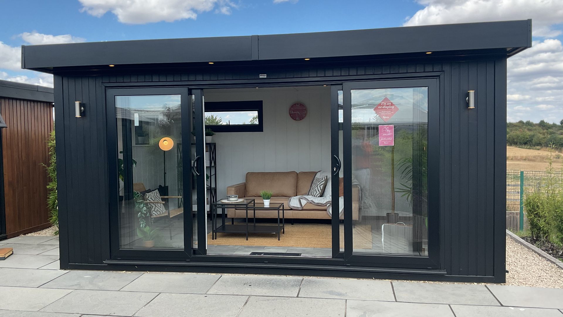 Hanley Garden Room Ex-Display available at Nottingham (Nottinghamshire)