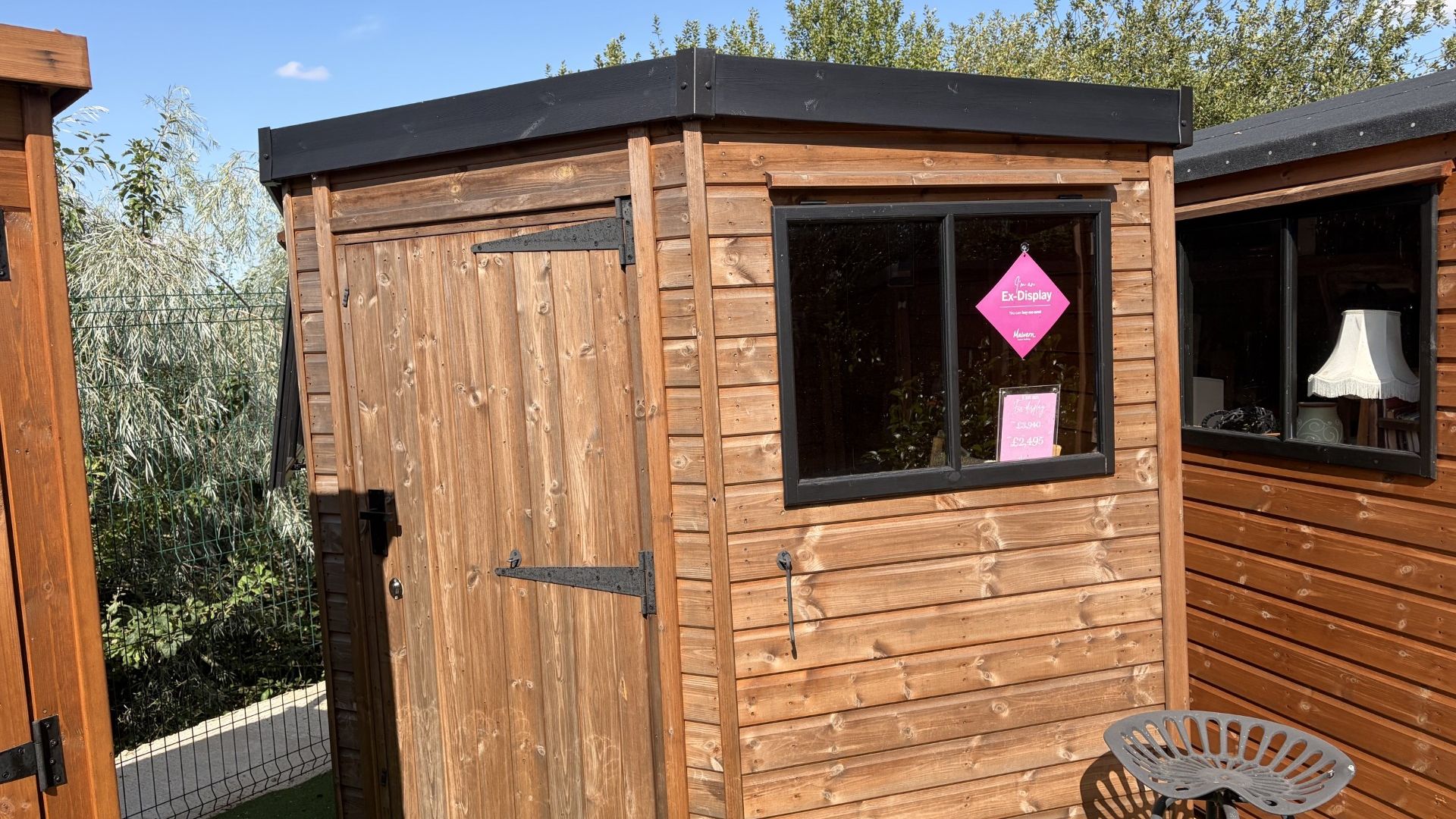 Malvern Heavy Duty Corner Ex-Display available at Buckingham (Buckinghamshire)