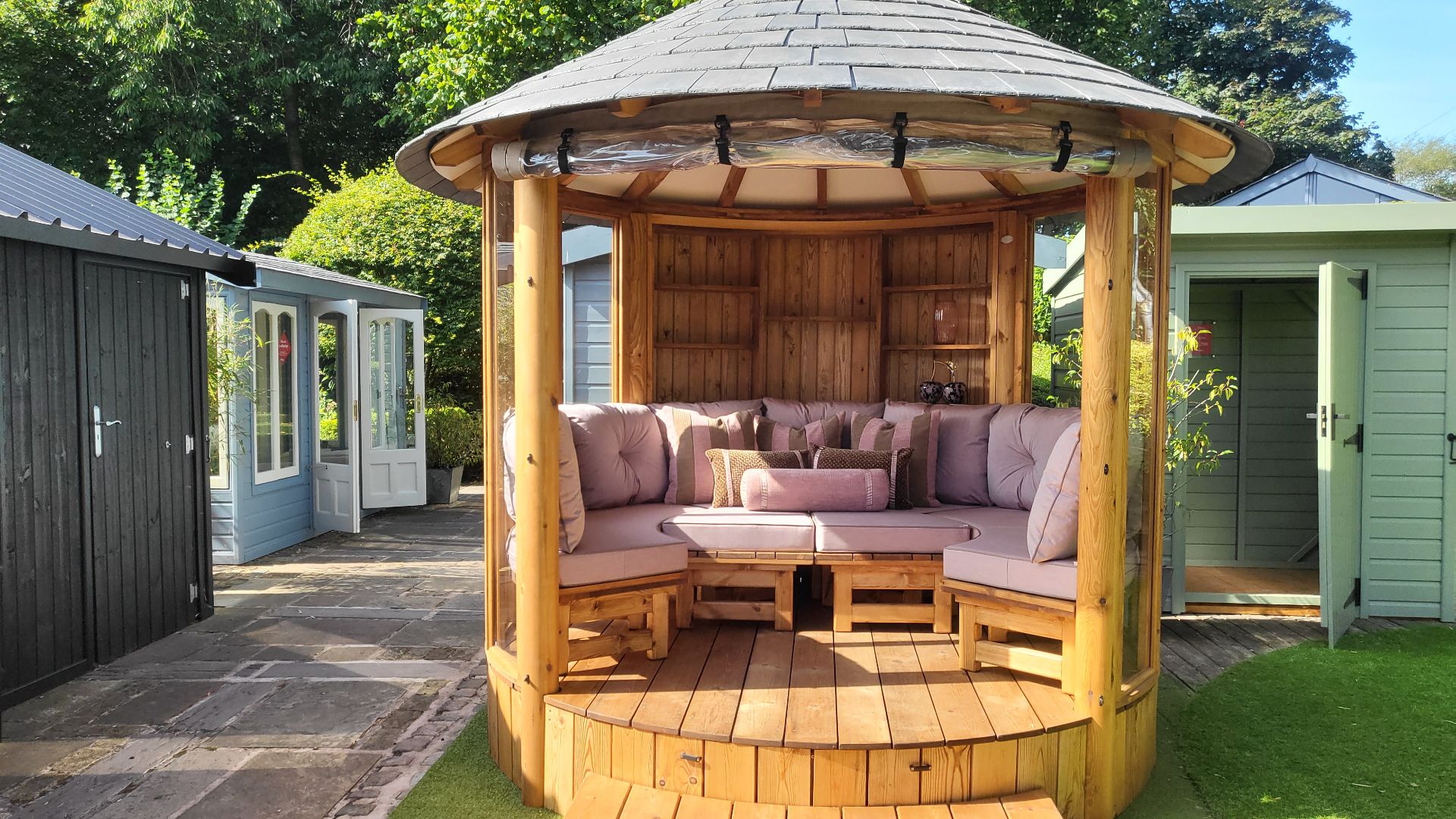 Breeze House Raised Savannah Ex-Display available at Leek (Staffordshire)