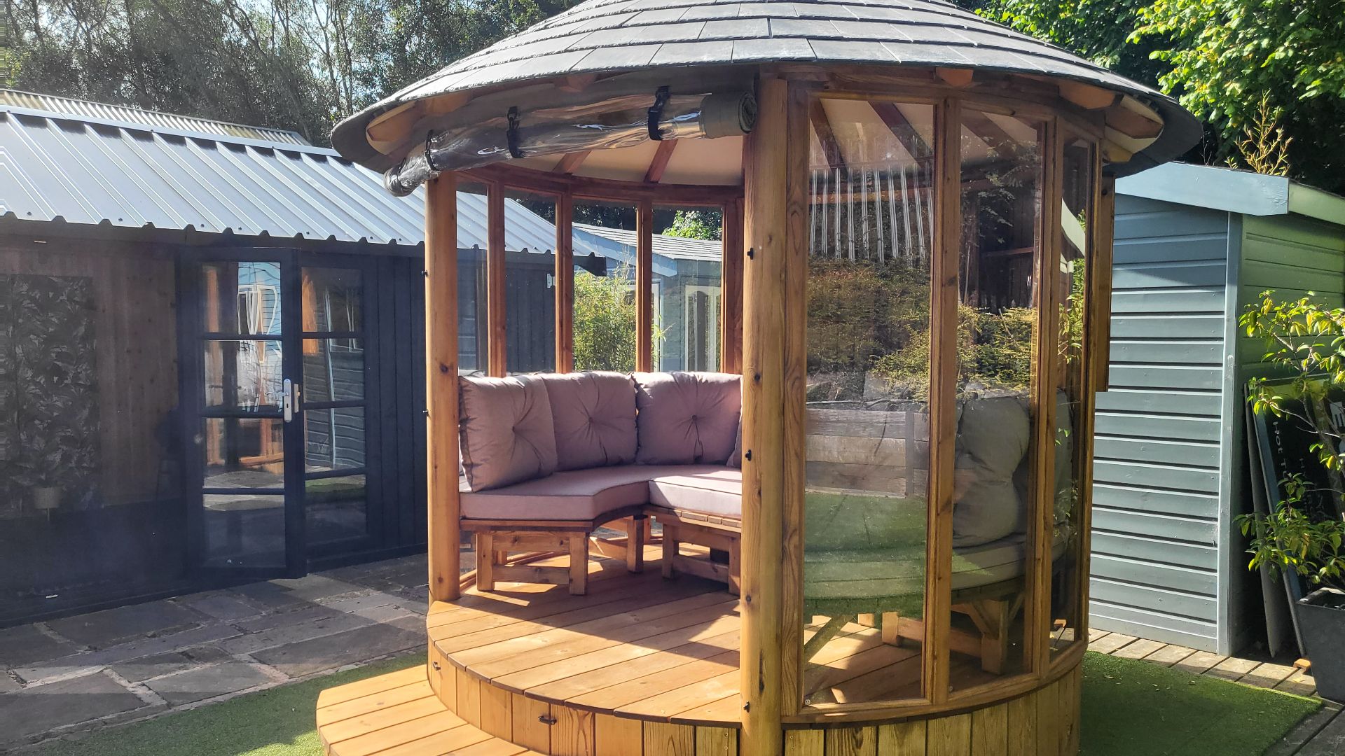 Breeze House Raised Savannah Ex-Display available at Leek (Staffordshire)