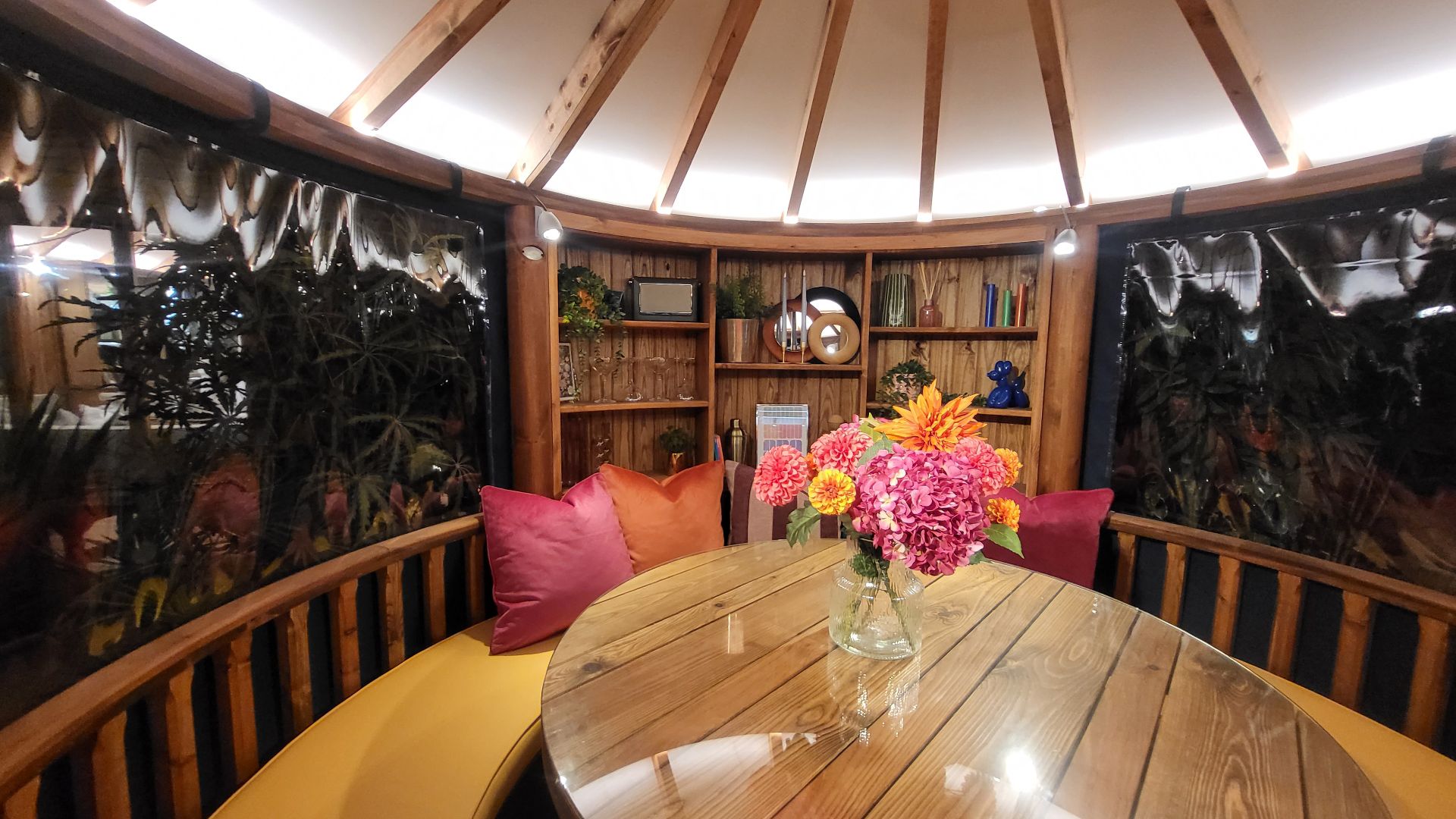 Breeze House Savannah Ex-Display available at Leek (Staffordshire)