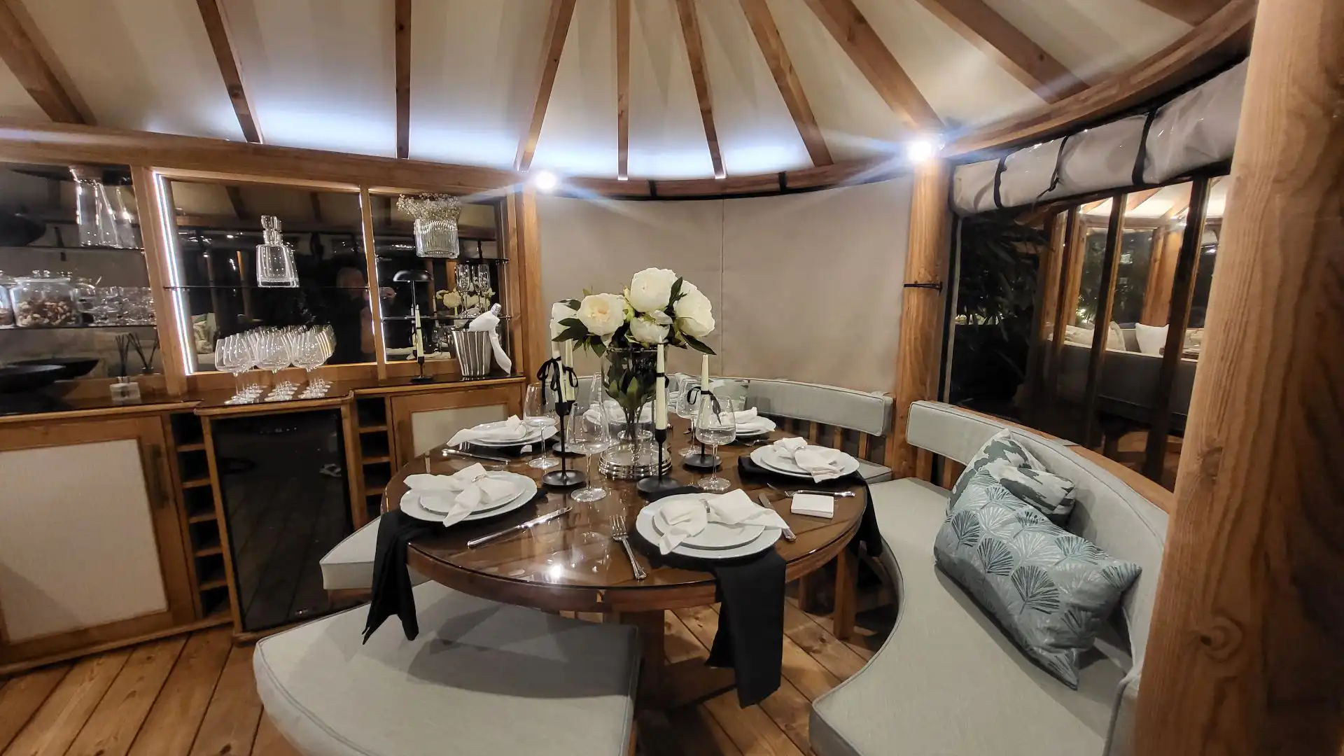 Breeze House Oval Savannah Ex-Display available at Leek (Staffordshire)