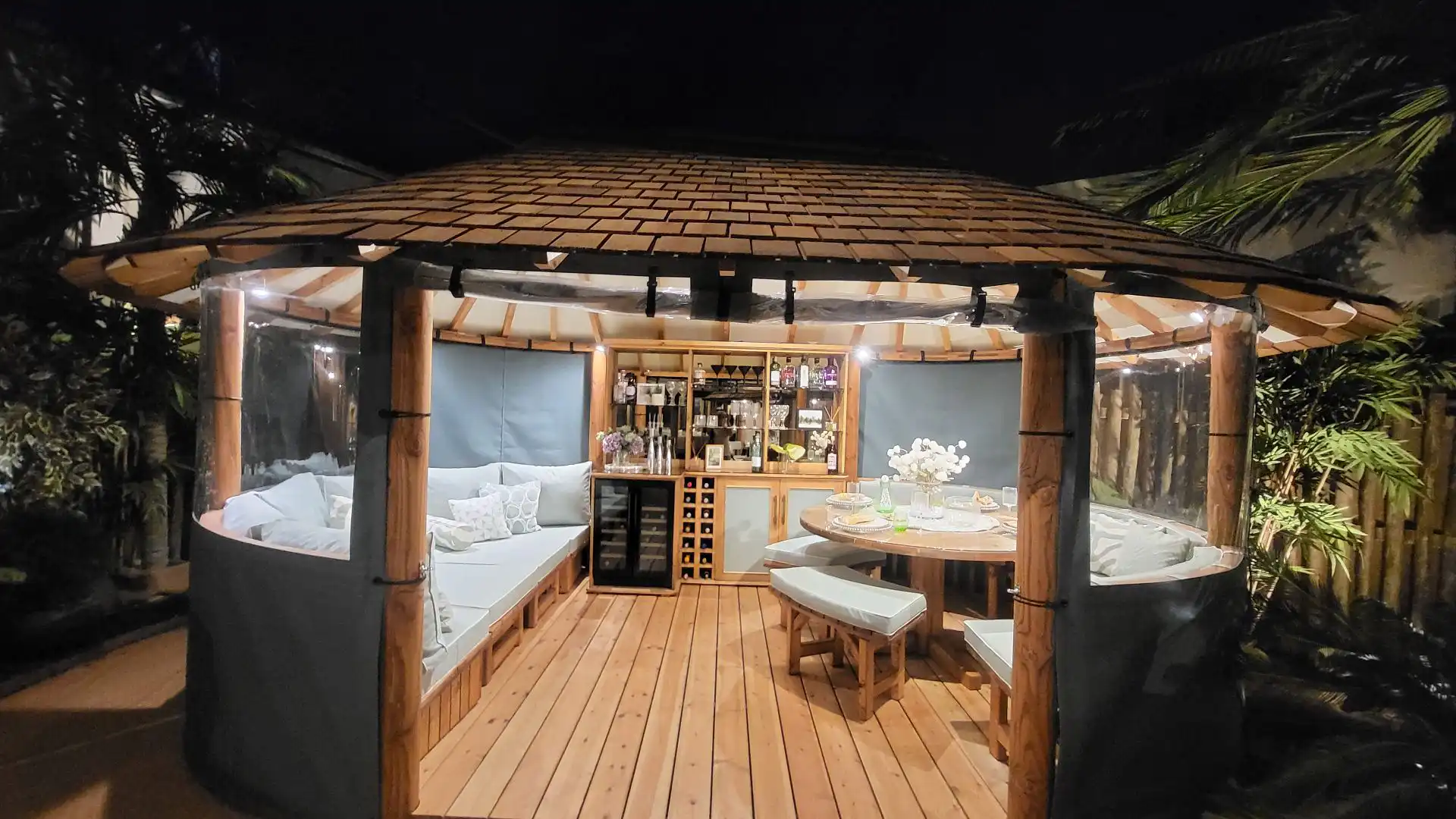Breeze House Oval Safari Ex-Display available at Leek (Staffordshire)