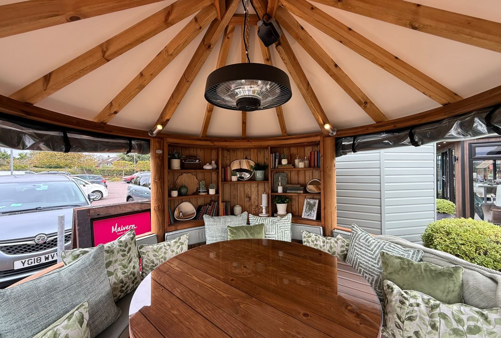 Savannah Ex-Display available at Shepperton (Greater London)